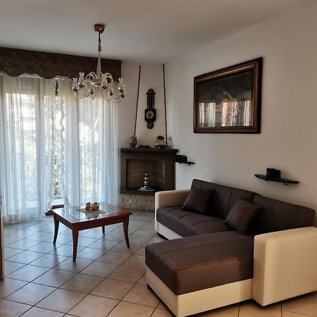 Il Tulipano Apartman San Bartolomeo al Mare Kültér fotó