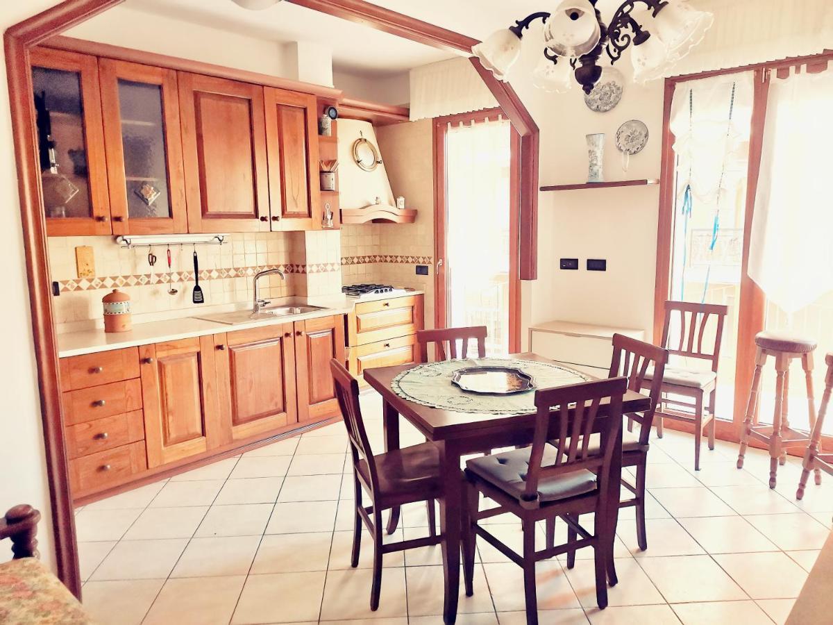 Il Tulipano Apartman San Bartolomeo al Mare Kültér fotó
